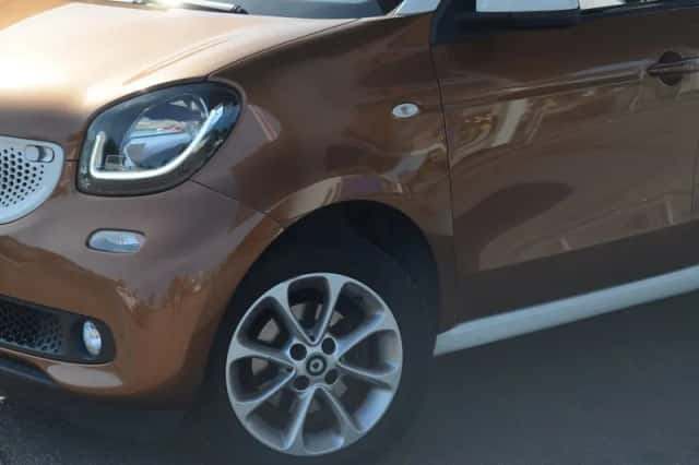 Smart Forfour (2015) thumbnail 3