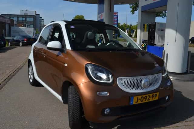Smart Forfour (2015) thumbnail 6