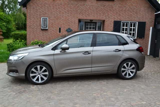 Citroën C4 (2016) thumbnail 2