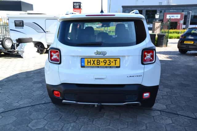Jeep Renegade (2018) thumbnail 6