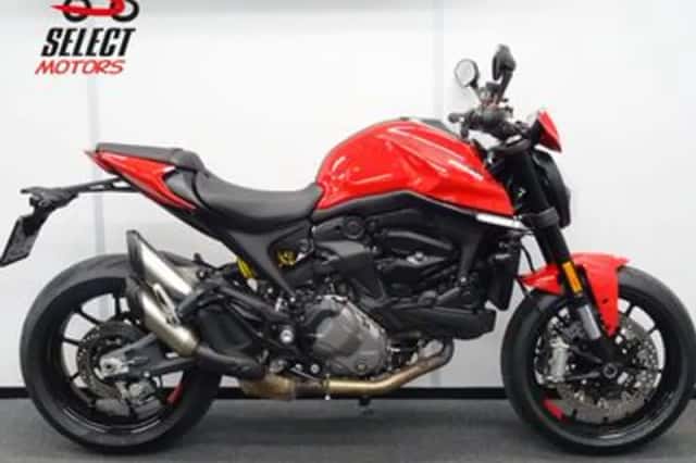 DUCATI MONSTER (2021) thumbnail 1