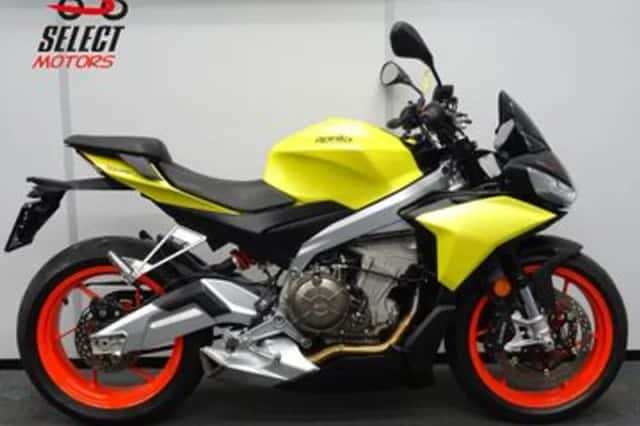 APRILIA TUONO (2016) thumbnail 1
