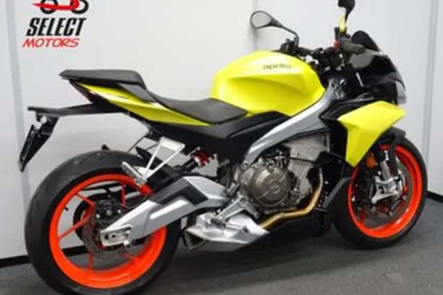 APRILIA TUONO (2016) thumbnail 3