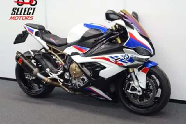 BMW S (2020) thumbnail 3