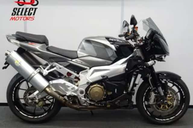 APRILIA TUONO (2007) thumbnail 1