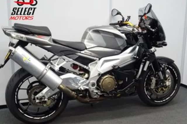 APRILIA TUONO (2007) thumbnail 3