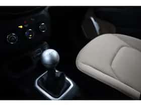 Jeep Renegade (2018) thumbnail 37