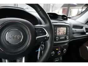 Jeep Renegade (2018) thumbnail 38