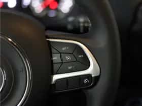 Jeep Renegade (2020) thumbnail 20