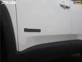 Jeep Renegade (2018) thumbnail 13