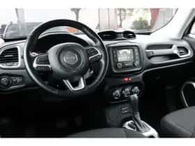 Jeep Renegade (2017) thumbnail 3