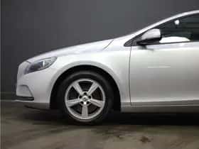 Volvo V40 (2017) thumbnail 14