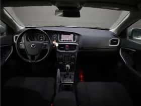 Volvo V40 (2017) thumbnail 8