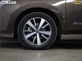 Nissan Leaf (2018) thumbnail 19