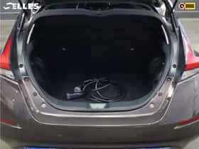 Nissan Leaf (2018) thumbnail 22