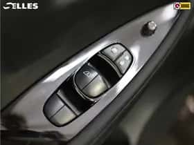 Nissan Leaf (2018) thumbnail 23