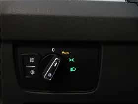 Volkswagen Passat (2019) thumbnail 3