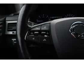 SsangYong Rexton thumbnail 25