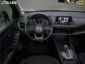 Nissan Qashqai (2022) thumbnail 2