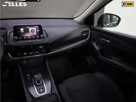 Nissan Qashqai (2022) thumbnail 5