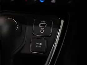 Jeep Compass (2018) thumbnail 33