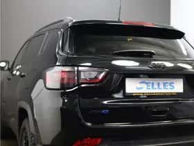 Jeep Compass (2022) thumbnail 25