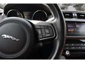 Jaguar F-Pace (2016) thumbnail 19