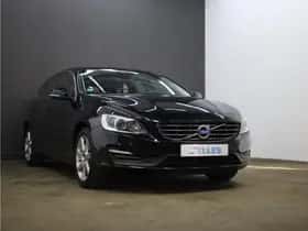 Volvo V60 (2017) thumbnail 4