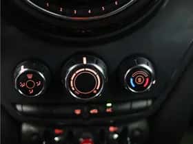 MINI Countryman (2018) thumbnail 15