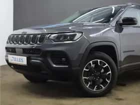 Jeep Compass (2022) thumbnail 3