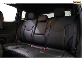 Jeep Renegade thumbnail 18