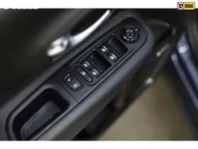 Jeep Renegade thumbnail 9