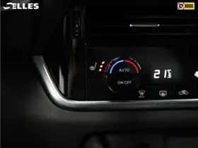 Nissan Qashqai (2023) thumbnail 17