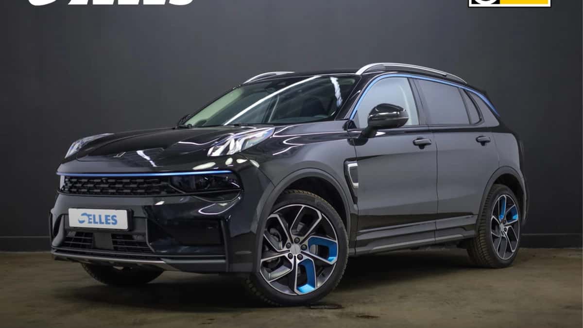 Lynk & Co 01 — foto 1