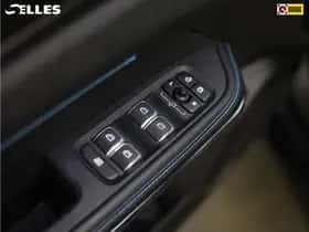 Lynk & Co 01 thumbnail 20