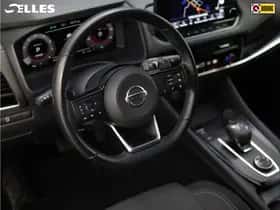 Nissan Qashqai (2022) thumbnail 4