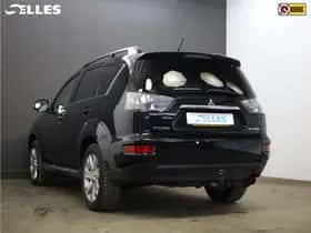 Mitsubishi Outlander (2012) thumbnail 25