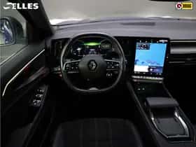 Renault Austral (2024) thumbnail 2