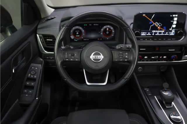 Nissan Qashqai (2022) thumbnail 2