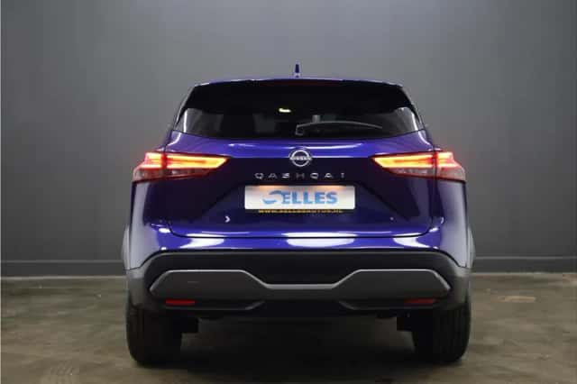 Nissan Qashqai (2023) thumbnail 5