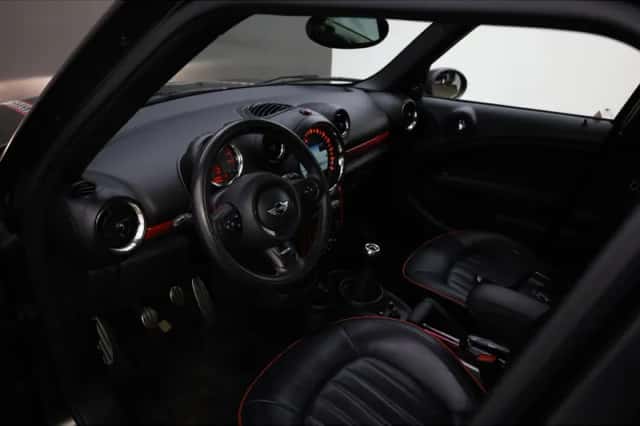 MINI Countryman (2014) thumbnail 4