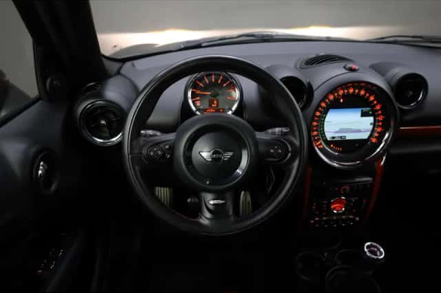 MINI Countryman (2014) thumbnail 5
