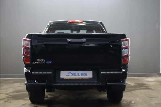 Isuzu D-Max (2026) thumbnail 6