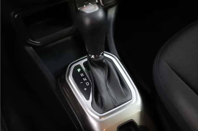 Jeep Renegade (2020) thumbnail 5