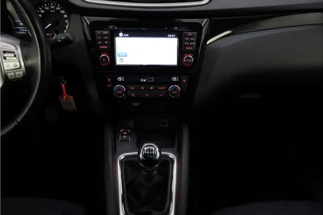 Nissan Qashqai (2016) thumbnail 6