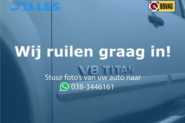 Nissan Titan (2011) thumbnail 3