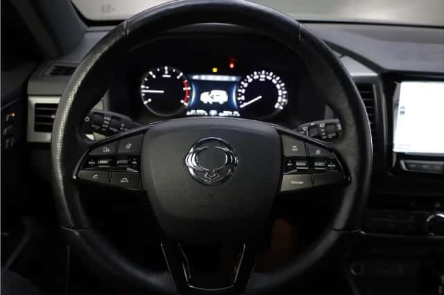 SsangYong Rexton (2021) thumbnail 2