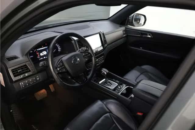 SsangYong Rexton (2021) thumbnail 4