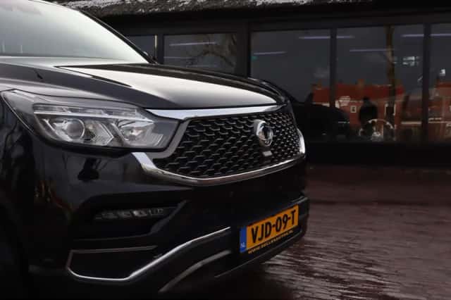 SsangYong Rexton (2021) thumbnail 5