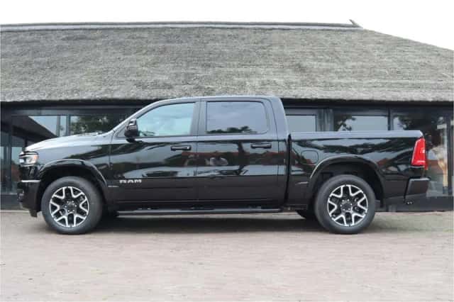 Dodge Ram (2024) thumbnail 4
